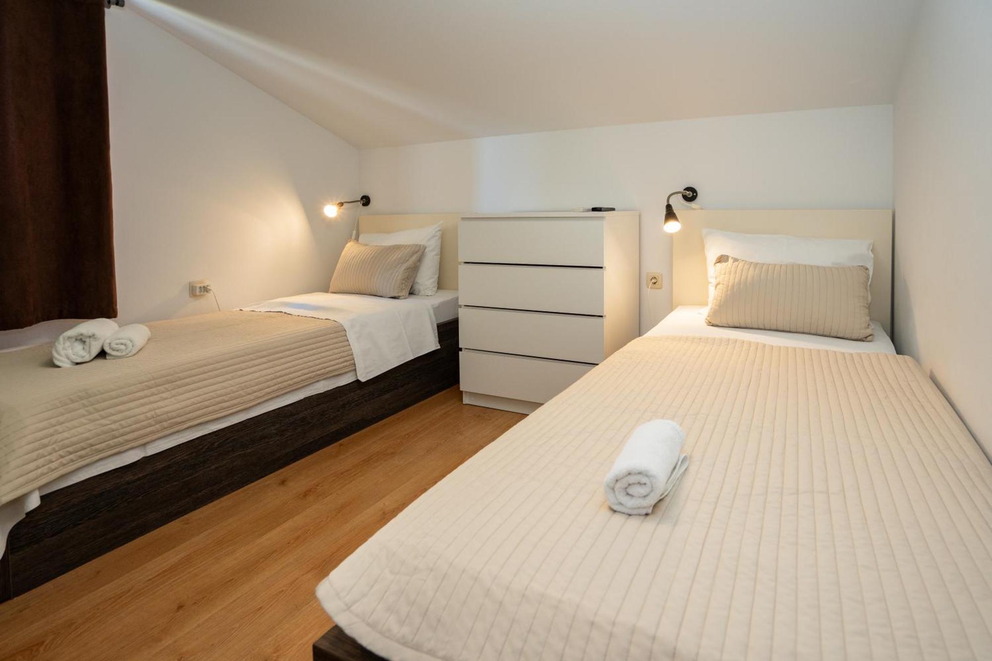 Kustići Bed & Breakfast Marta & Tona المظهر الخارجي الصورة