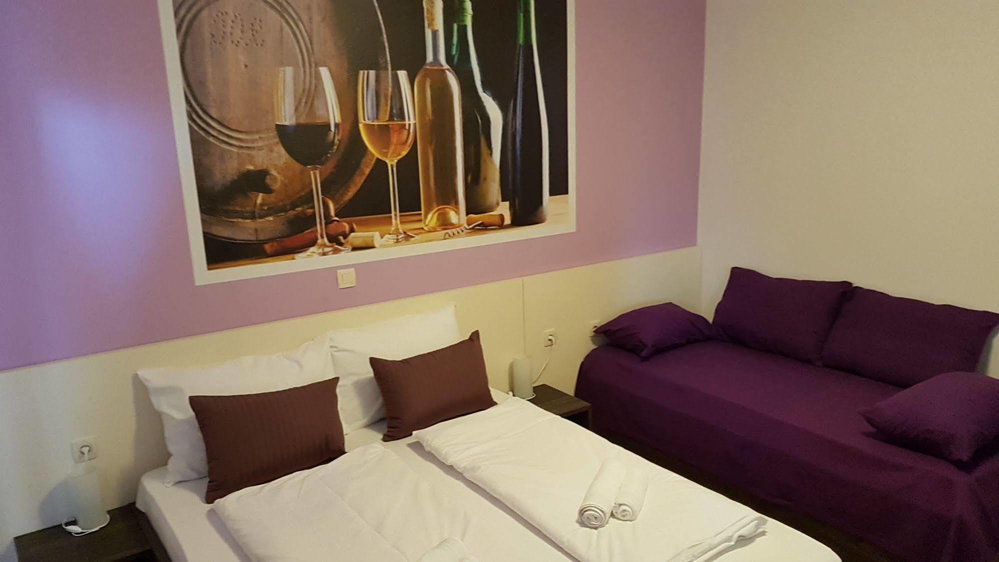 Kustići Bed & Breakfast Marta & Tona المظهر الخارجي الصورة